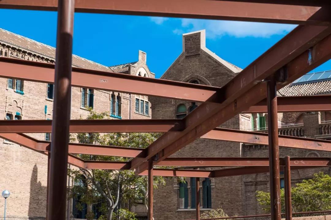 100個(gè)城市醫(yī)療集團(tuán)，500個(gè)縣域醫(yī)共體，1000家縣級(jí)醫(yī)院